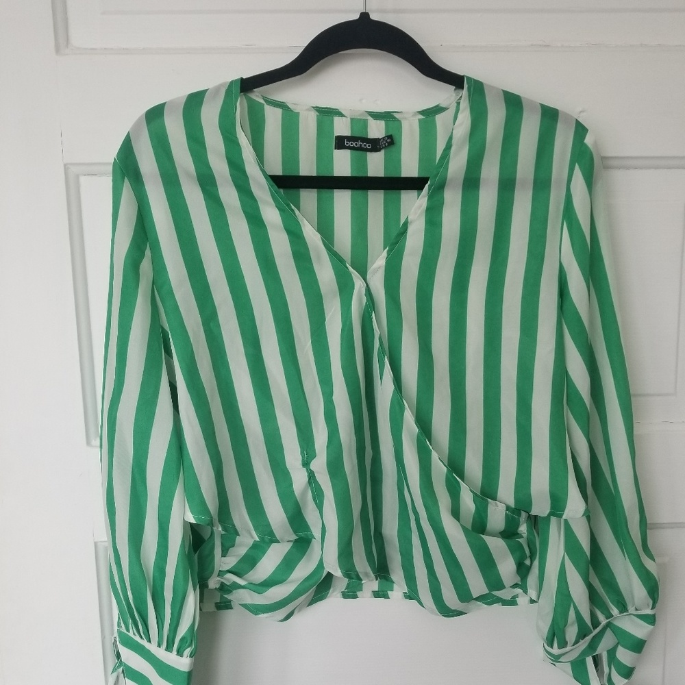 Boohoo Green Striped blouse